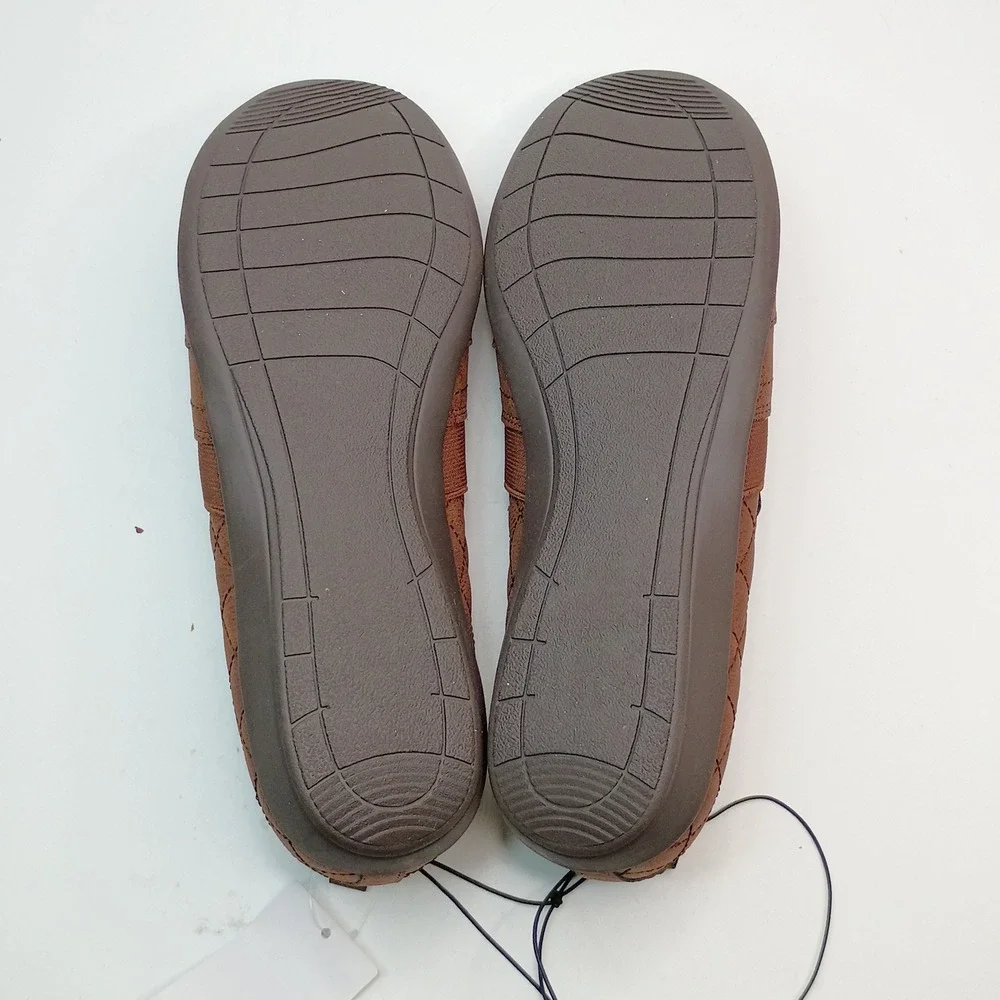 J Sport Lisa Slip On Women Size‎ 11 Brown Quilted Memory Foam Loafer